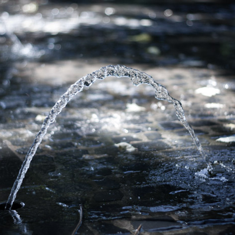 Wasserspiel am Bonner Frankenbad