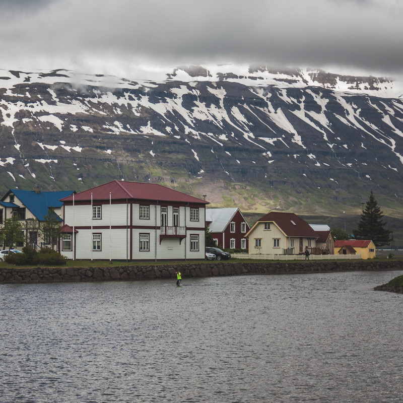 Häuser in Seyðisfjörður.