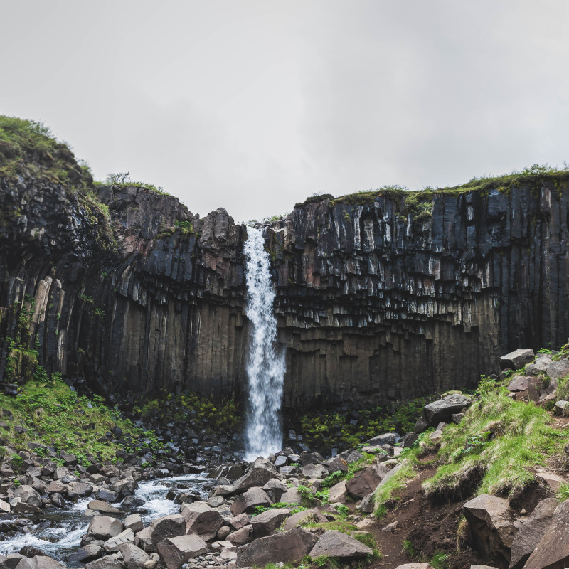 Wasserfall Svartifoss.
