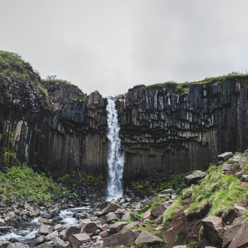 Wasserfall Svartifoss.