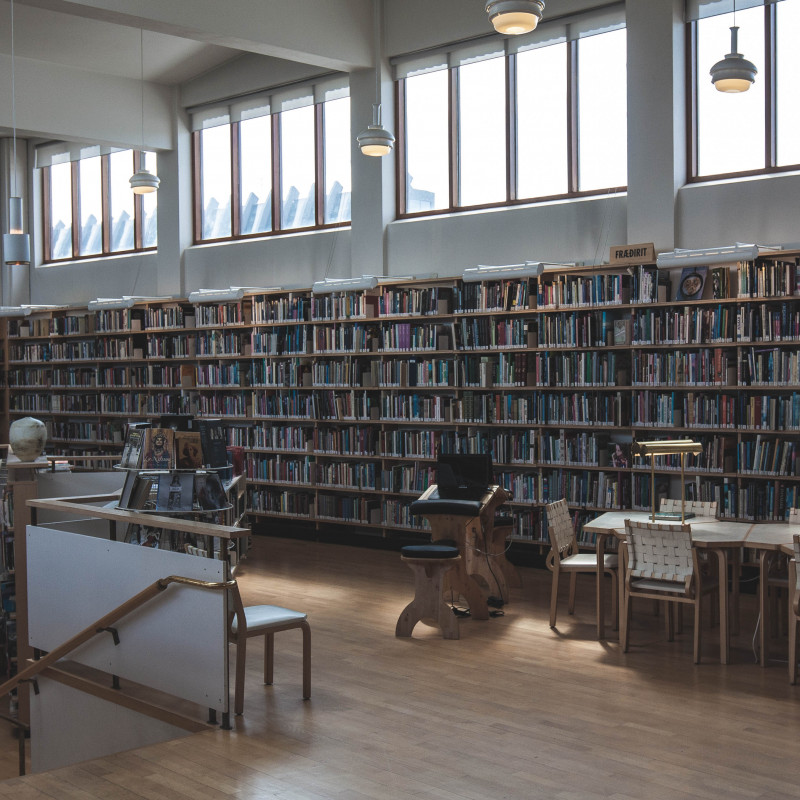 Bibliothek im Nordic House.