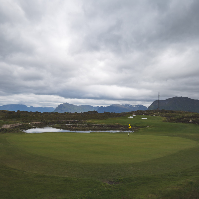Ein Golfplatz.