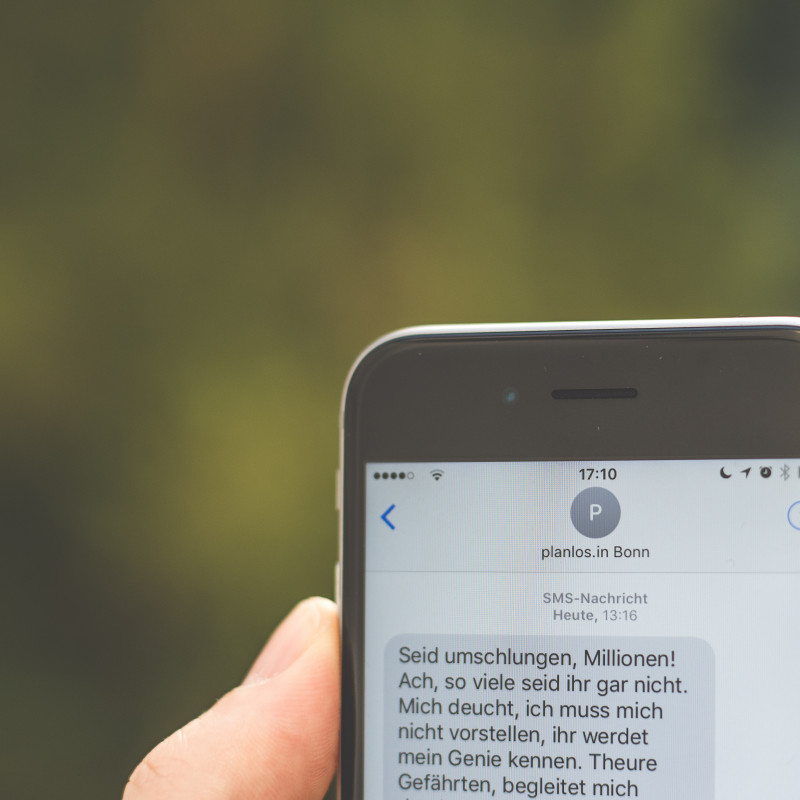 Herr van Beethoven heißt mich per SMS willkommen.