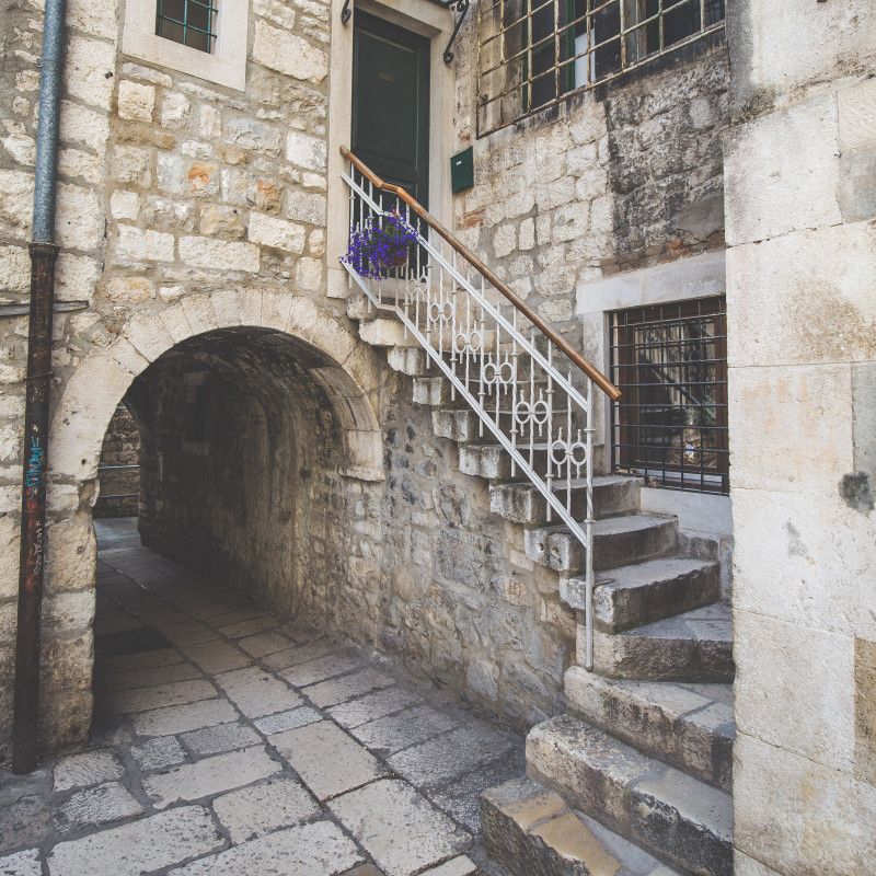 Überdachte Gasse Split