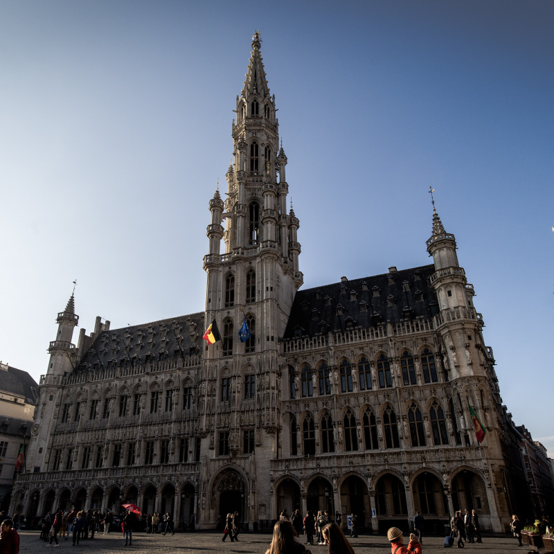 Das Rathaus auf dem Grand Place in Brüssel.