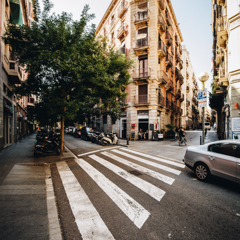 Eine Kreuzung in Barcelona.